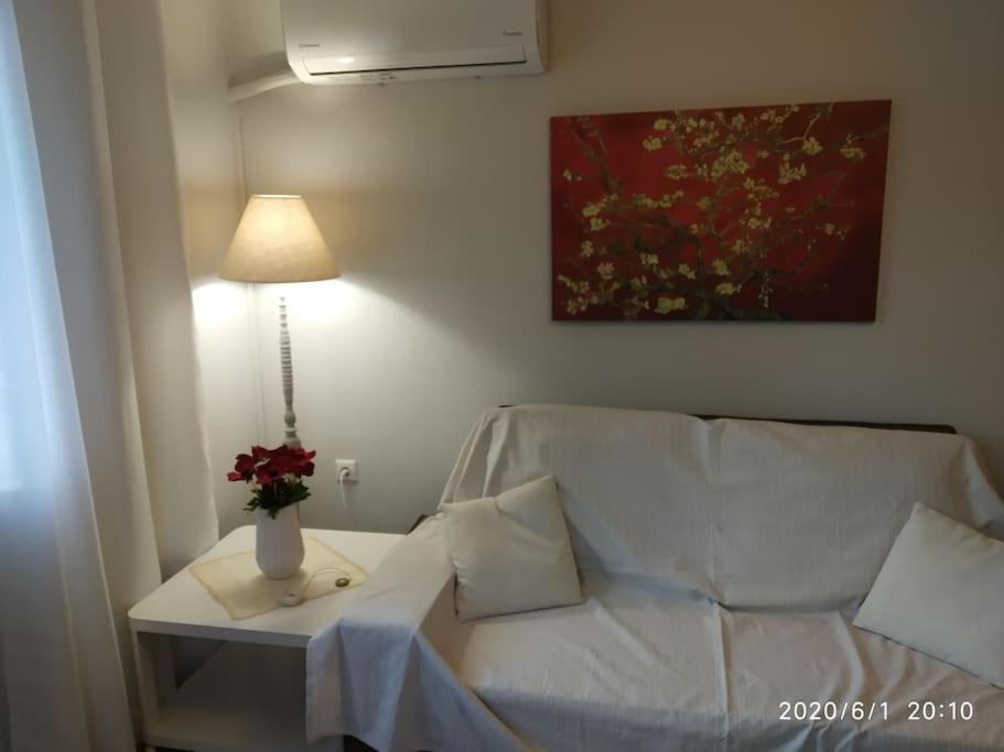 알렉산드로폴리스 Anadora 2: Hospitable Stone House With Yard 아파트 외부 사진