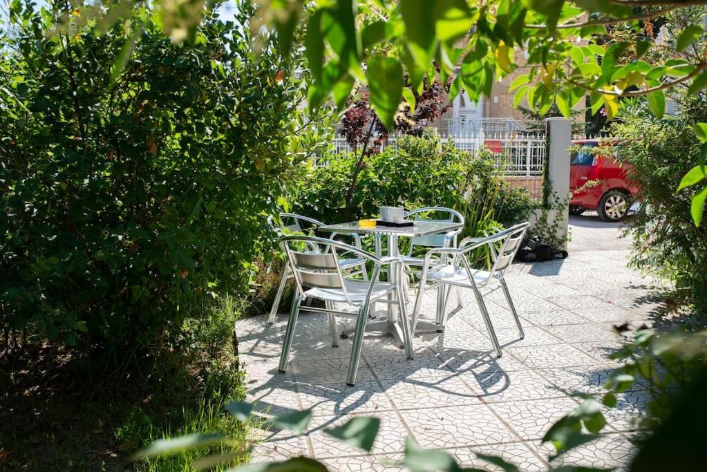 알렉산드로폴리스 Anadora 2: Hospitable Stone House With Yard 아파트 외부 사진