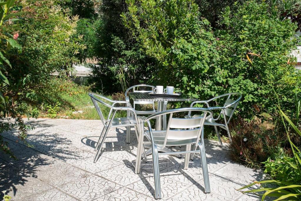 알렉산드로폴리스 Anadora 2: Hospitable Stone House With Yard 아파트 외부 사진